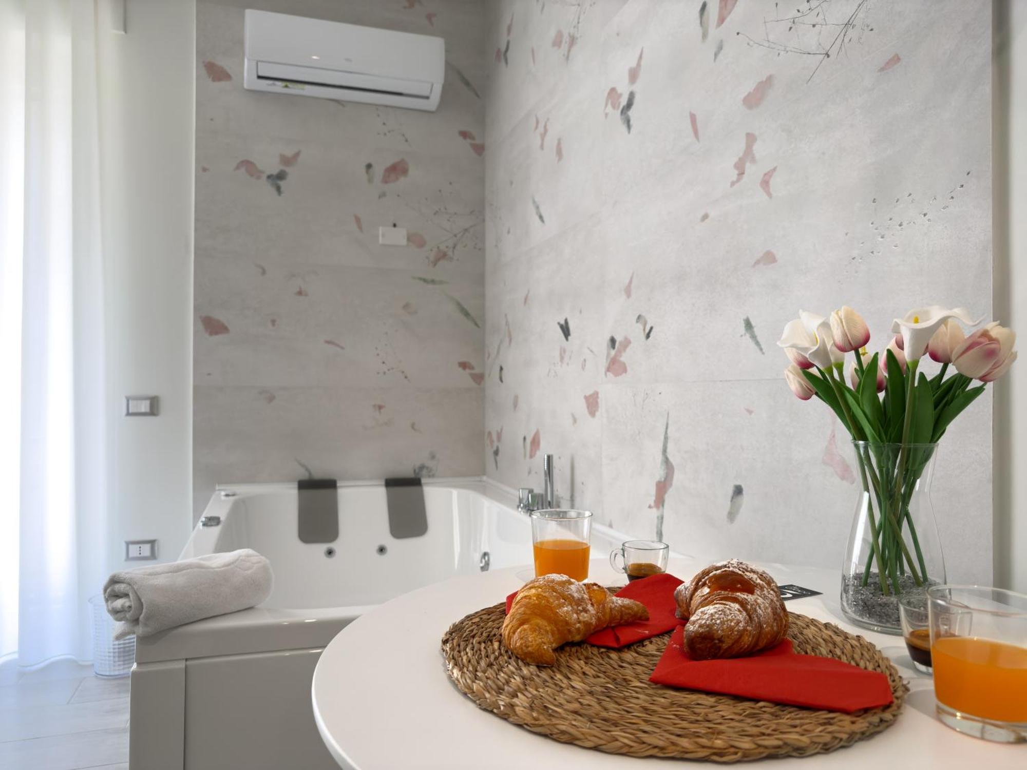 Al Civico3 Home & Suites Salerno Buitenkant foto